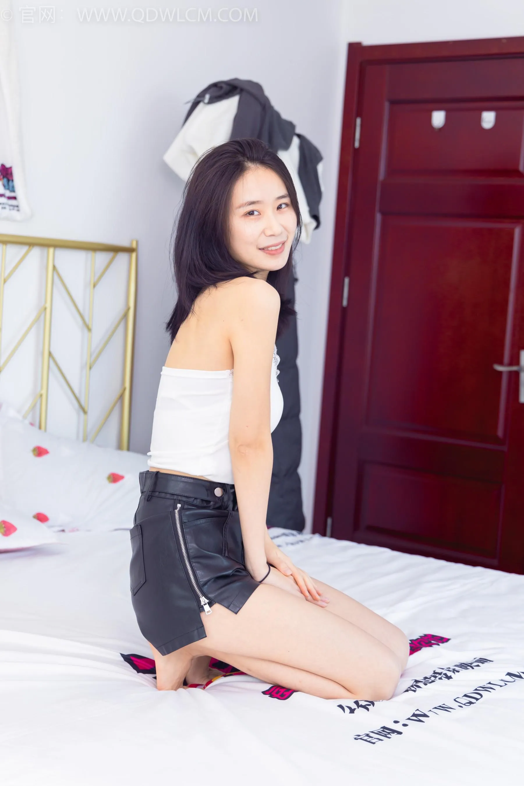 物恋传媒 NO.1578 菜菜-山野小甜心 [178P]插图9